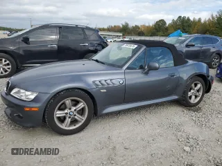 2001 BMW Z3 2.5i with VIN WBACN33451LM00633, listed as a Copart auction lot 78975674 with 123,047 mi miles and Salvage Title. Bid and sale history available at carsss.com. Image 1.