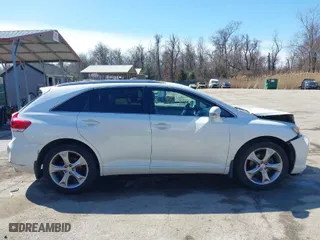 2013 Toyota Venza LE with VIN 4T3BK3BB7DU094026, listed as a IAAI auction lot 41757918 with 185,748 mi miles. Bid and sale history available at carsss.com. Image 13.