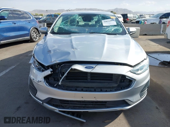 2019 Ford Fusion SE with VIN 3FA6P0HD4KR219338, listed as a IAAI auction lot 41856817 with 82,385 mi miles and . Bid and sale history available at carsss.com. Image 6.