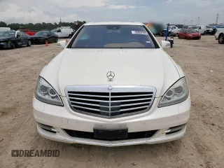 2012 Mercedes-Benz S 550 with VIN WDDNG9EB8CA485329, listed as a Copart auction lot 58992065 with 148,489 mi miles and Salvage title. Bid and sale history available at DreamBid. Image 5.