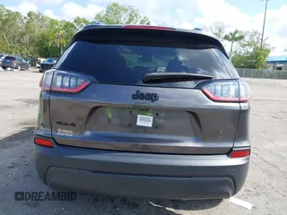 2021 Jeep Cherokee Latitude Plus z VIN 1C4PJMLB6MD117029, wystawiony jako IAAI lot #42167039 z przebiegiem 68 717 mil mil oraz . Historia ofert i sprzedaży dostępna na DreamBid. Obrazek 16.