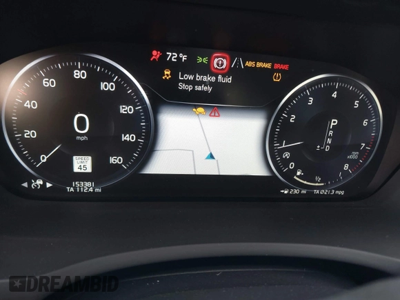 2020 Volvo XC90 Momentum with VIN YV4102PK3L1573865, listed as a IAAI auction lot 41297642 with 153,381 mi miles. Bid and sale history available at carsss.com. Image 7.