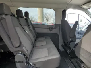 2024 Ford Transit Passenger XL z VIN 1FBAX2YG7RKA21561, wystawiony jako Copart lot #53460995 z przebiegiem 35 790 mil mil oraz Tytuł czysty. Historia ofert i sprzedaży dostępna na DreamBid. Obrazek 11.