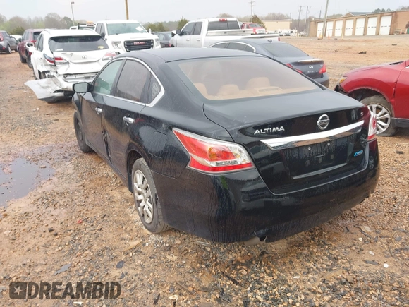2014 Nissan Altima S with VIN 1N4AL3AP0EN375718, listed as a IAAI auction lot 41850324 with 219,558 mi miles and . Bid and sale history available at carsss.com. Image 3.