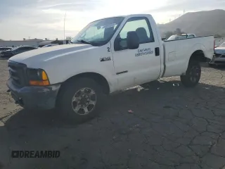 2000 Ford F-250 with VIN 1FDNF20F9YEA80994, listed as a Copart auction lot 84692254 with 422,434 mi miles and Clean title. Bid and sale history available at DreamBid. Image 1.