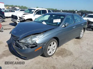 2005 Lexus ES 330 with VIN JTHBA30G155069616, listed as a IAAI auction lot 42093544 with 291,157 mi miles. Bid and sale history available at carsss.com. Image 2.