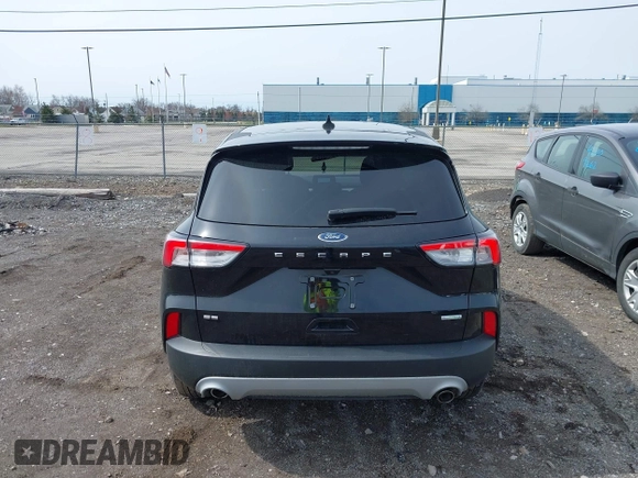 2020 Ford Escape SE with VIN 1FMCU0G67LUB94143, listed as a IAAI auction lot 42033681 with 34,180 mi miles and . Bid and sale history available at carsss.com. Image 16.
