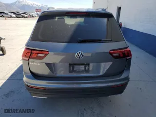 2019 Volkswagen Tiguan S with VIN 3VV0B7AX9KM058768, listed as a Copart auction lot 53363005 with 136,407 mi miles and Clean Title. Bid and sale history available at carsss.com. Image 6.