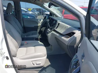 2018 Toyota Sienna XLE Auto Access Seat with VIN 5TDYZ3DC1JS930051, listed as a IAAI auction lot 42110401 with 130,121 mi miles and . Bid and sale history available at DreamBid. Image 5.