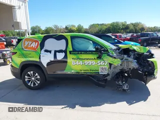 2025 Chevrolet Equinox FWD LT with VIN 3GNAXHEGXSL132345, listed as a IAAI auction lot 41822151 with 13,743 mi miles and . Bid and sale history available at DreamBid. Image 13.