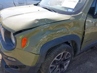 2015 Jeep Renegade Latitude with VIN ZACCJABT2FPB28170, listed as a IAAI auction lot 42003792 with 119,433 mi miles and . Bid and sale history available at DreamBid. Image 6.