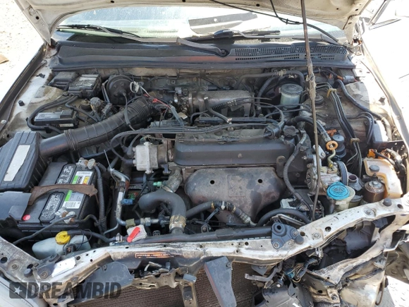 1994 Honda Accord с VIN 1HGCD5642RA166652, выставлен на аукционе Copart как лот 57225365 с пробегом 247 643 миль миль и Списание • Salvage title. История ставок и продаж доступна на DreamBid. Изображение 11.