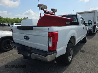 2018 Ford F-250 XLT with VIN 1FTBF2B61JEB24898, listed as a IAAI auction lot 42854197 with 108,352 mi miles and . Bid and sale history available at DreamBid. Image 5.