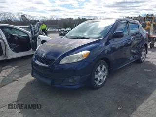 2010 Toyota Matrix with VIN 2T1KU4EE4AC358606, listed as a IAAI auction lot 41731982 with 162,580 mi miles. Bid and sale history available at carsss.com. Image 2.
