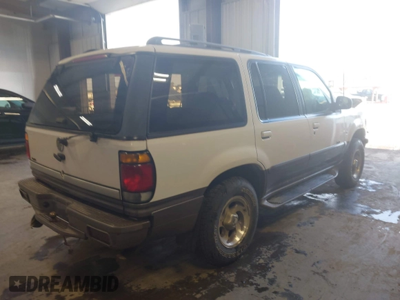 1997 Mercury Mountaineer with VIN 4M2DU55P6VUJ41951, listed as a IAAI auction lot 42260936 with 151,667 mi miles and . Bid and sale history available at DreamBid. Image 4.