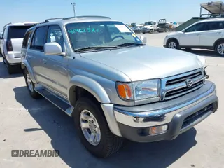 2000 Toyota 4Runner SR5 with VIN JT3GN86R0Y0155930, listed as a IAAI auction lot 41962581 with 134,530 mi miles and . Bid and sale history available at DreamBid. Image 1.