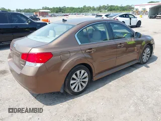 2012 Subaru Legacy Limited z VIN 4S3BMBL65C3015007, wystawiony jako IAAI lot #42336608 z przebiegiem 122 049 mil mil oraz . Historia ofert i sprzedaży dostępna na DreamBid. Obrazek 4.
