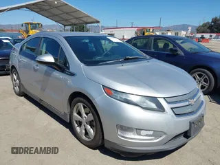 2013 Chevrolet Volt with VIN 1G1RE6E44DU138977, listed as a IAAI auction lot 41867186 with 213,478 mi miles and . Bid and sale history available at carsss.com. Image 1.