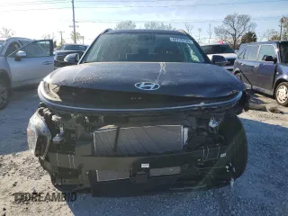 2025 Hyundai Kona SEL Convenience with VIN KM8HCCAB3SU217271, listed as a Copart auction lot 42776735 with 6,135 mi miles and Salvage Title. Bid and sale history available at DreamBid. Image 5.