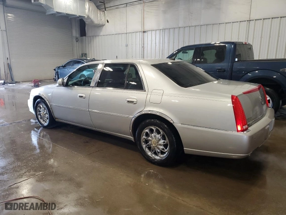 2008 Cadillac DTS w/1SC with VIN 1G6KD57Y78U178078, listed as a Copart auction lot 51469945 with 92,693 mi miles and Clean Title. Bid and sale history available at carsss.com. Image 2.