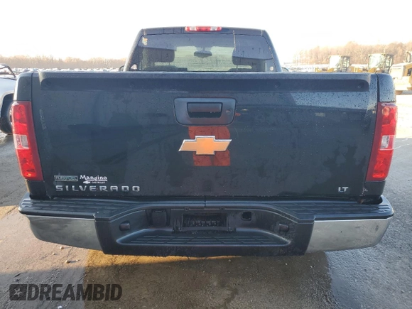 2011 Chevrolet Silverado 1500 LT with VIN 1GCNKSE0XBZ191140, listed as a Copart auction lot 85941724 with 105,235 mi miles and Clean Title. Bid and sale history available at DreamBid. Image 6.