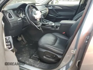 2022 Mazda CX-9 Touring z VIN JM3TCBCY6N0618360, wystawiony jako Copart lot #58356635 z przebiegiem 36 606 mil mil oraz Szkoda całkowita • Salvage title. Historia ofert i sprzedaży dostępna na DreamBid. Obrazek 7.