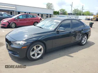 2015 BMW 3 Series 320i xDrive with VIN WBA3C3C55FK202226, listed as a Copart auction lot 60952825 with 112,142 mi miles and Salvage title. Bid and sale history available at DreamBid. Image 1.