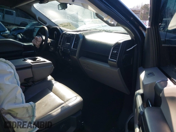 2016 Ford F-150 XLT with VIN 1FTEW1EP6GKE20697, listed as a IAAI auction lot 41768860 with 87,935 mi miles. Bid and sale history available at carsss.com. Image 3.