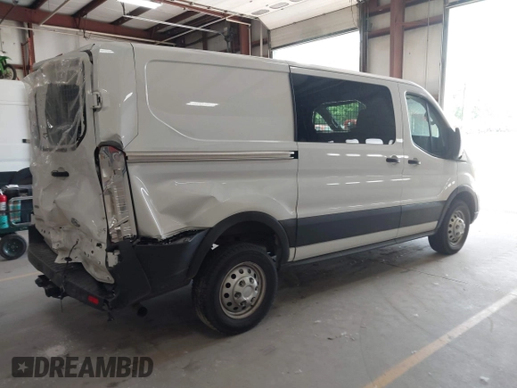 2024 Ford Transit z VIN 1FTYE2Y89RKB18494, wystawiony jako IAAI lot #42445260 z przebiegiem 19 070 mil mil oraz . Historia ofert i sprzedaży dostępna na DreamBid. Obrazek 4.
