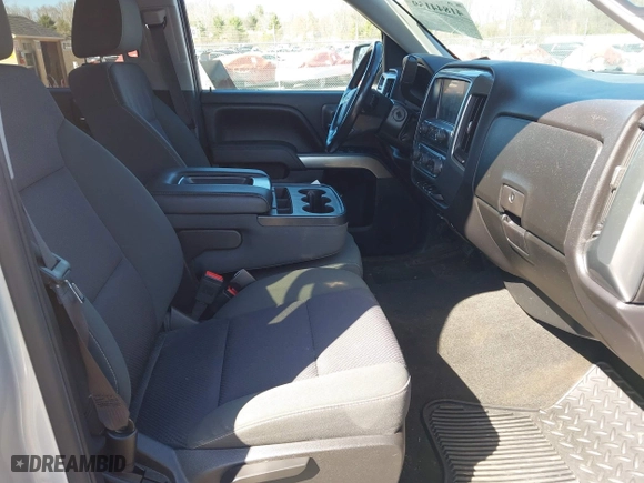 2015 Chevrolet Silverado 1500 LT with VIN 3GCUKREC4FG445820, listed as a IAAI auction lot 41844159 with 141,530 mi miles. Bid and sale history available at carsss.com. Image 5.