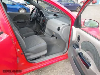 2004 Chevrolet Aveo LS with VIN KL1TJ62644B152895, listed as a IAAI auction lot 41478097 with 5,212 mi miles. Bid and sale history available at carsss.com. Image 5.