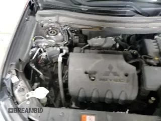 2020 Mitsubishi Outlander ES z VIN JA4AD2A31LZ033242, wystawiony jako Copart lot #70546385 z przebiegiem 79 987 mil mil oraz Szkoda całkowita • Salvage title. Historia ofert i sprzedaży dostępna na DreamBid. Obrazek 16.