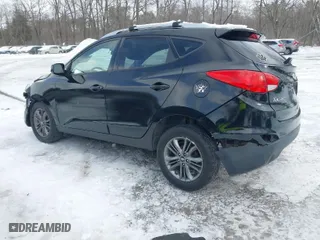 2015 Hyundai Tucson SE with VIN KM8JU3AG2FU103035, listed as a IAAI auction lot 41592256 with 105,792 mi miles. Bid and sale history available at carsss.com. Image 14.