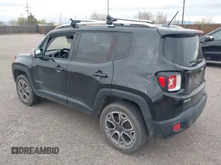 2017 Jeep Renegade Limited z VIN ZACCJBDB7HPF32725, wystawiony jako IAAI lot #41942878 z przebiegiem 65 563 mil mil oraz . Historia ofert i sprzedaży dostępna na DreamBid. Obrazek 3.
