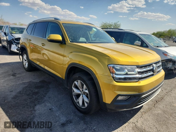 2018 Volkswagen Atlas SE with VIN 1V2DR2CA1JC549051, listed as a Copart auction lot 60279295 with 121,063 mi miles and Salvage title. Bid and sale history available at DreamBid. Image 4.