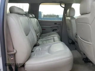 2004 Chevrolet Suburban LS with VIN 1GNFK16Z34J278849, listed as a Copart auction lot 47467855 with 265,630 mi miles and Salvage Title. Bid and sale history available at carsss.com. Image 11.