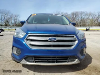 2017 Ford Escape SE with VIN 1FMCU0GD5HUE71359, listed as a Copart auction lot 50322365 with 81,732 mi miles and Salvage Title. Bid and sale history available at carsss.com. Image 5.