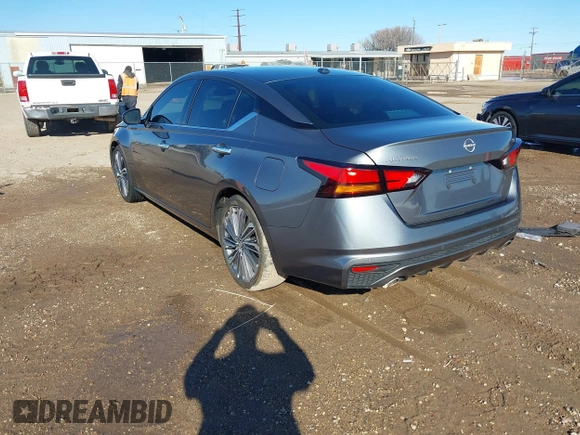 2023 Nissan Altima SL with VIN 1N4BL4EV5PN324057, listed as a IAAI auction lot 41299178 with 47,232 mi miles and . Bid and sale history available at DreamBid. Image 3.