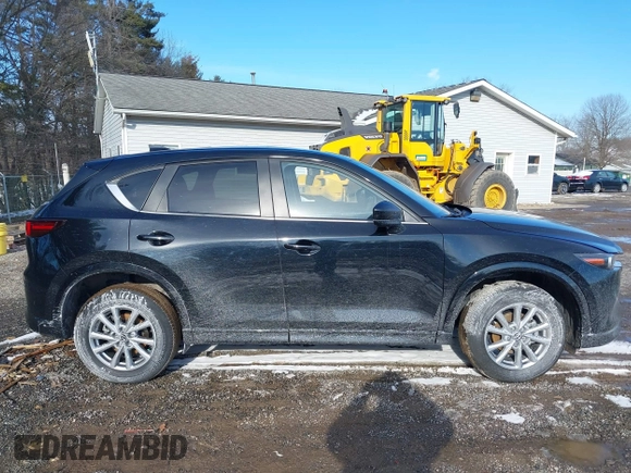 2024 Mazda CX-5 2.5 S Carbon Edition with VIN JM3KFBCL5R0413304, listed as a IAAI auction lot 41599750 with 26,434 mi miles. Bid and sale history available at carsss.com. Image 13.