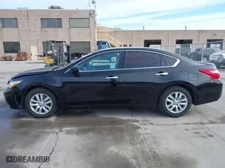 2016 Nissan Altima 2.5 SL with VIN 1N4AL3APXGC138765, listed as a IAAI auction lot 41540035 with 114,966 mi miles. Bid and sale history available at carsss.com. Image 15.