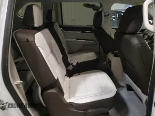 2024 GMC Acadia AWD Denali z VIN 1GKENRKS2RJ183696, wystawiony jako Copart lot #45849965 z przebiegiem 12 918 mil mil oraz Szkoda całkowita • Salvage title. Historia ofert i sprzedaży dostępna na DreamBid. Obrazek 11.