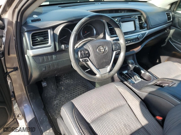 2015 Toyota Highlander LE with VIN 5TDBKRFH2FS092187, listed as a Copart auction lot 86726474 with 191,598 mi miles and Non Repairable. Bid and sale history available at carsss.com. Image 8.