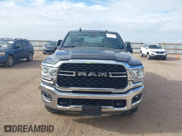 2024 Ram 2500 Big Horn with VIN 3C6UR5DL9RG233089, listed as a IAAI auction lot 42646152 with 39,640 mi miles and . Bid and sale history available at DreamBid. Image 12.