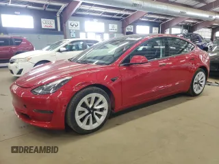 2022 Tesla Model 3 Long Range z VIN 5YJ3E1EB9NF317119, wystawiony jako Copart lot #57872735 z przebiegiem 16 792 mil mil oraz Szkoda całkowita • Salvage title. Historia ofert i sprzedaży dostępna na DreamBid. Obrazek 1.