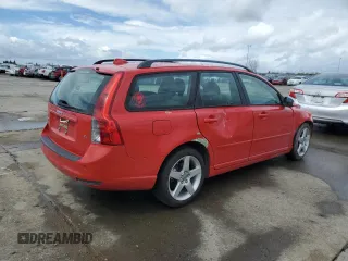 2008 Volvo V50 2.4L with VIN YV1MW382682403854, listed as a Copart auction lot 49188025 with 128,884 mi miles and Salvage Title. Bid and sale history available at carsss.com. Image 3.