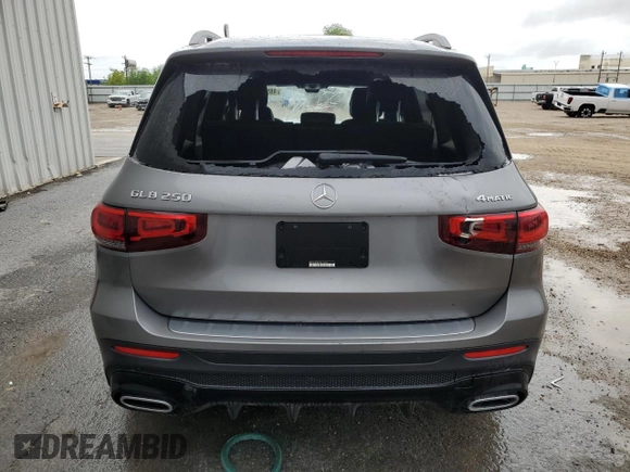 2021 Mercedes-Benz GLB 250 z VIN W1N4M4HB5MW136901, wystawiony jako Copart lot #48543135 z przebiegiem Nie podano mil oraz Szkoda całkowita • Salvage title. Historia ofert i sprzedaży dostępna na DreamBid. Obrazek 6.
