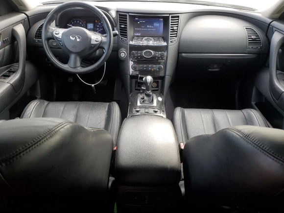 2017 Infiniti QX70 z VIN JN8CS1MW4HM413947, wystawiony jako Copart lot #44513185 z przebiegiem 75 049 mil mil oraz Szkoda całkowita • Salvage title. Historia ofert i sprzedaży dostępna na DreamBid. Obrazek 8.