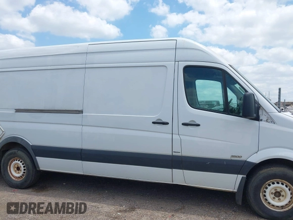 2012 Mercedes-Benz Sprinter Cargo with VIN WD3PE8CB7C5673557, listed as a IAAI auction lot 42044315 with Not Provided miles. Bid and sale history available at carsss.com. Image 13.