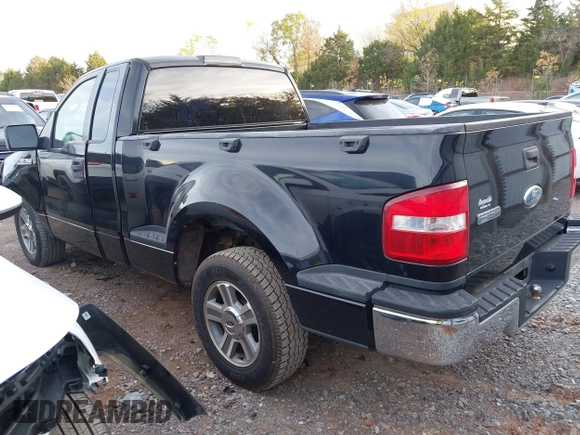 2006 Ford F-150 STX with VIN 1FTRF02W16KD06001, listed as a IAAI auction lot 40944994 with 166,443 mi miles. Bid and sale history available at carsss.com. Image 3.