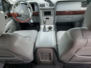 2004 Lincoln Navigator Luxury with VIN 5LMFU27R44LJ12389, listed as a Copart auction lot 73941144 with 184,642 mi miles and Salvage Title. Bid and sale history available at carsss.com. Image 8.